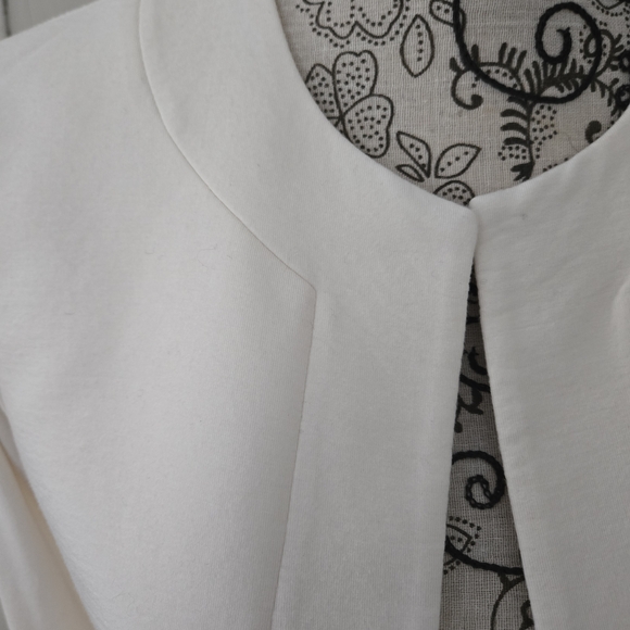 Beige Open-Front Cardigan - Picture 3 of 9